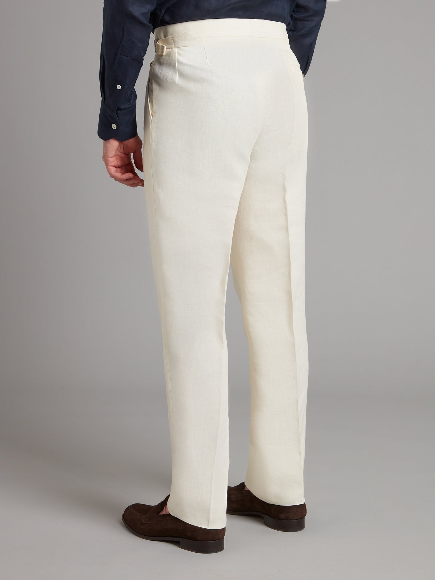 Cadogan Suit Linen - Ivory